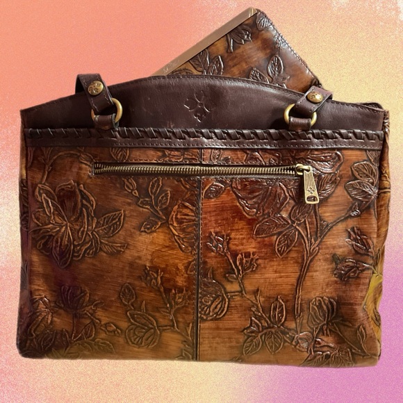 Patricia Nash  Elegant Poppy Shoulder Bag with Matching wallet - Picture 15 of 15